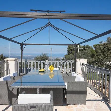 Grotta Panoramica Villa